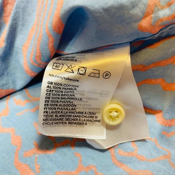 Lot of 2 HM Large Mens Relaxed Fit Short Sleeve Button Down Shirts Blue Red NWOT - Picture 14 of 15